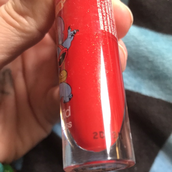 🆕Wet N Wild Lilo & Stitch Lipstick In Let’s Rock!BNIP!Sealed!RARE!SOLD OUT💄 - Picture 5 of 7